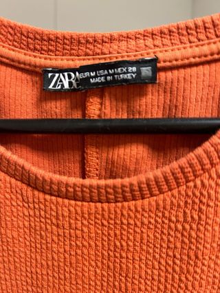 Vestido Zara naranja · Tejido elástico · Talla M