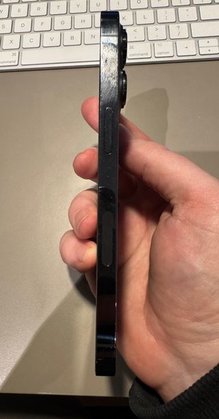 iPhone 13 Pro 1Tb con bateria al 69%