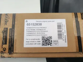 Termostato Eléctrico Ariston 65152838