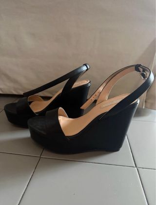 sandali con il tacco alto