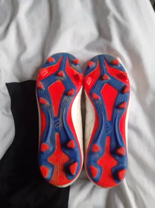 Botas de fútbol niño