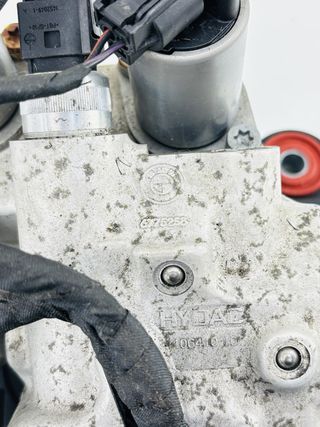 6775258 Bloque válvulas suspensión dinámica BMW Serie 7