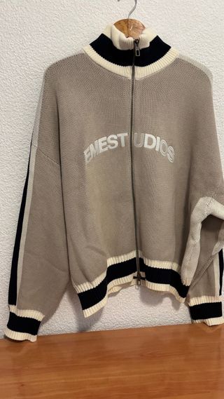 Knnit EME Studios - Jersey Cremallera