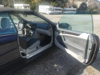 Mercedes-Benz  CLK 2002