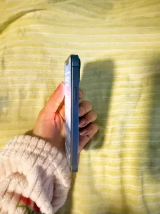 iPhone 13 mini + funda