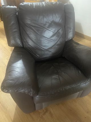 Sillón de piel reclinable y giratorio
