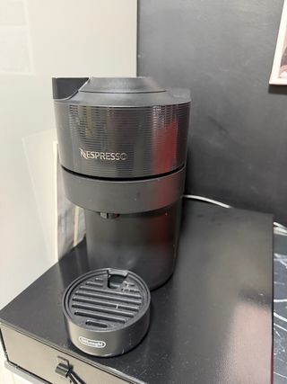Cafetera Nespresso De'Longhi Vertuo Po