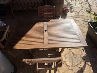 Mesa exterior de madera maciza 150x190