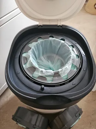 Papelera pañales Tommee Tippee