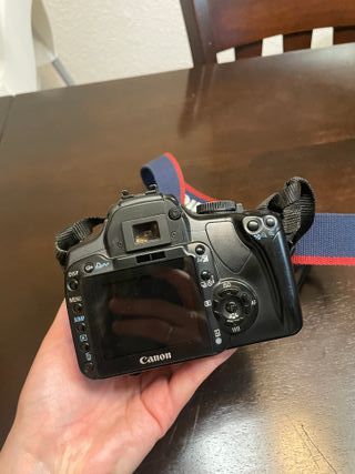 Canon EOS Kiss Digital X