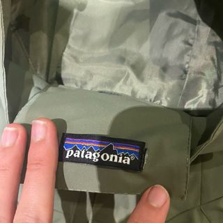 Chaqueta cortavientos Patagonia talla M, completamente nueva