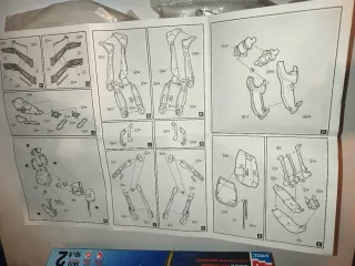 Droide de Star wars maqueta para montar episodio 1