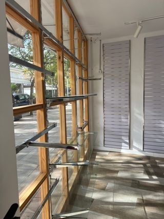 Estanterías varios perfecto estado. Can Picafort