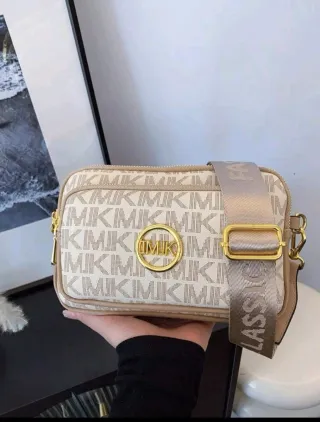 Bolso Beige y Dorado