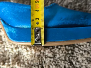 Zapatos de plataforma azules de Xti