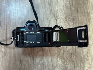 Nikon F-801 cámara réflex