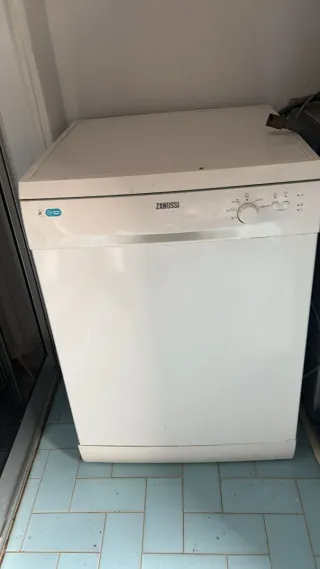 Lavavajillas zanussi