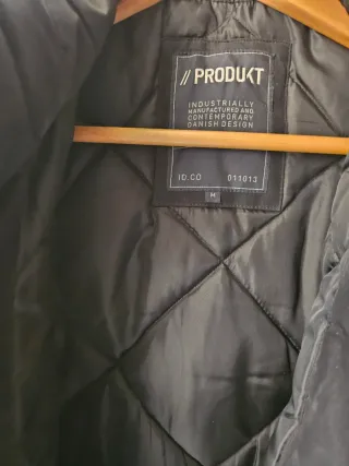 Parka Negra Produkt con Capucha de Pelo M