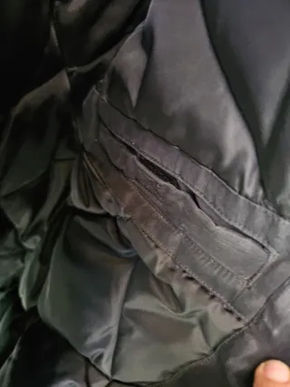 Parka Negra Produkt con Capucha de Pelo M