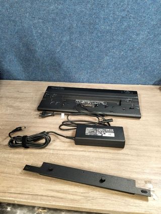 Base Repl. Toshiba Hi-Speed Port III 120W