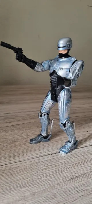 Figura mcfarlane toys Robocop