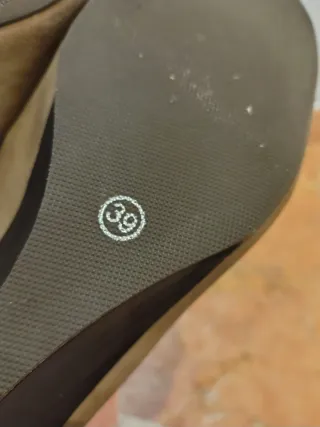 Zapatos ROSSI Beige/Marrón con Lazo