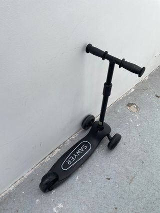 Patinete sawyer NEGRO con luces