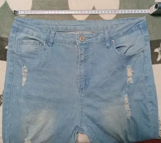 Vaquero c/ rotos efecto desgastado T. L