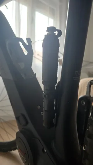 Bici Eléctrica Cube Reaction Hybrid 500