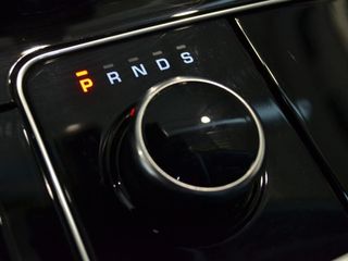 Land-Rover Range Rover Velar 2.0 D180 132kW (180CV) S 4WD Auto