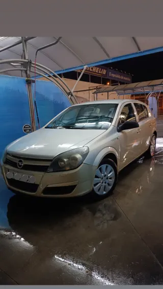 Opel Astra 2004