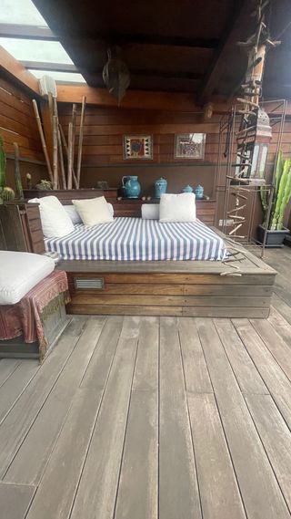 Cama Balinesa Madera de iroko Maciza
