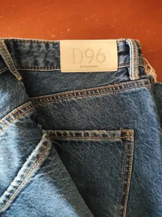 Pantalones vaqueros anchos. Nuevos sin estrenar.