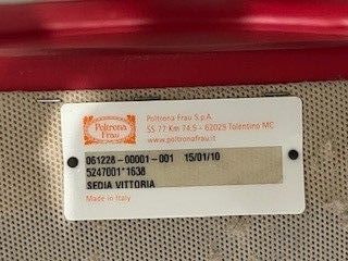 Poltrona Frau - 3 sedie mod. Vittoria rosse