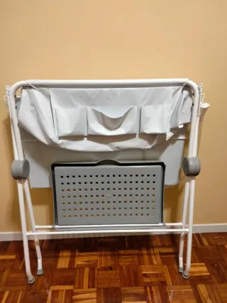 Bañera plegable con cambiador para bebé