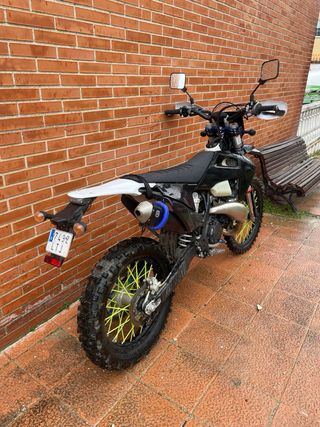 Husqvarna Te 300 TPI Rock Star Ed.