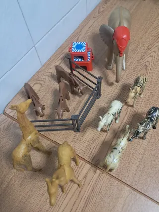Lote Animales Playmobil: Jirafas, Elefante, Cebras
