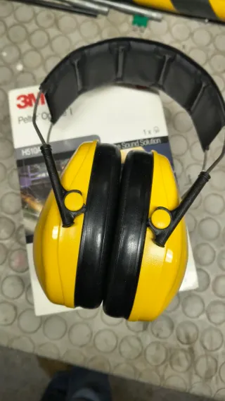 Cuffie peltor optime1