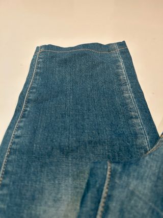 Pantalones vaqueros Guess