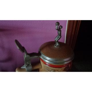Jarra Cerveza cerámica conmemorativa baloncesto