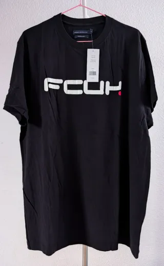 Camiseta FCUK Talla XL Negra