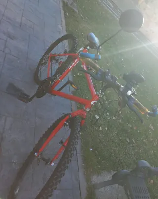 Bicicleta Pascal Roja con Accesorios