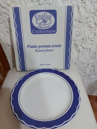 Piatto da portata nuovo