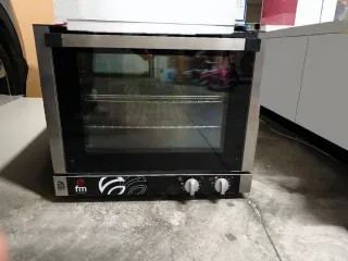 Horno para cafetería, panadería o pequeño obrador.
