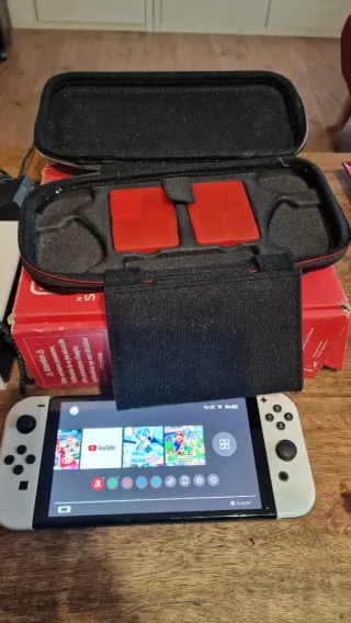 NINTENDO SWITCH OLED