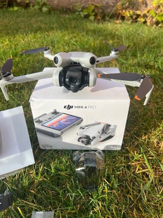 *NUEVO + CARE* DJI Mini 4 Pro Drone