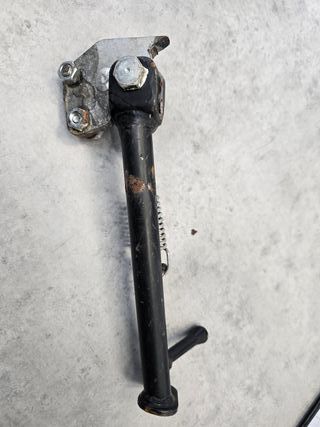 Pata caballete lateral Rieju RS2 Matrix