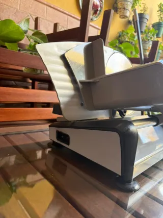 Cortadora de fiambre eléctrica