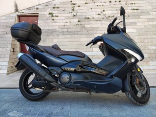 YAMAHA T-MAX 500A