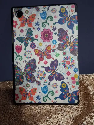 Tablet Sansung con funda gratis.